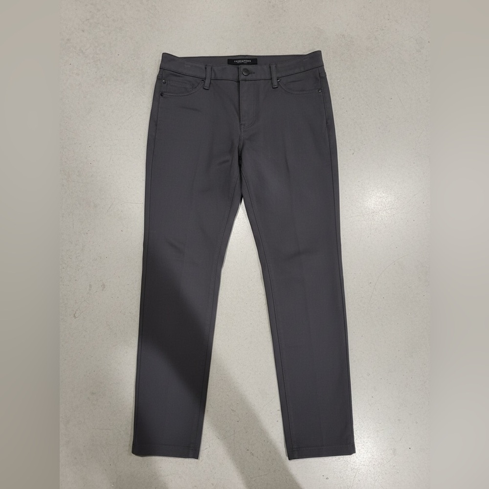 Liverpool Jeans Company Gray Slim Stretch Pants Women’s 8/29 Soft Pull-On Feel